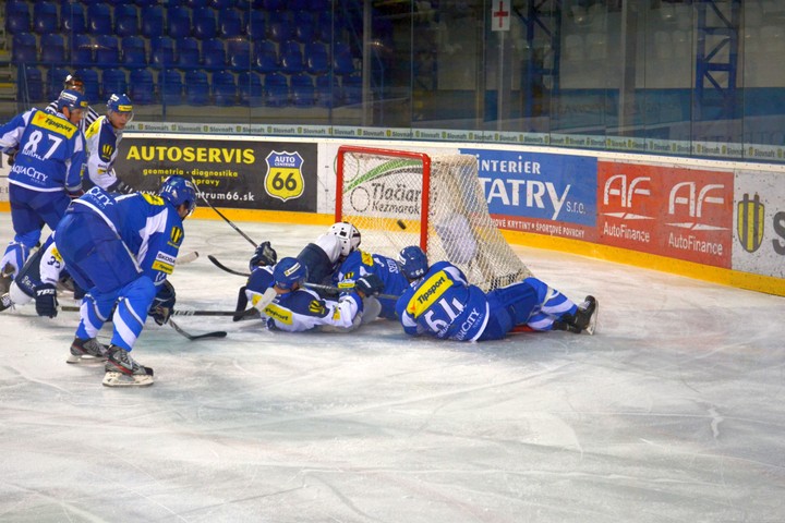 Poprad deklasoval Martin na jeho ľade 6:0